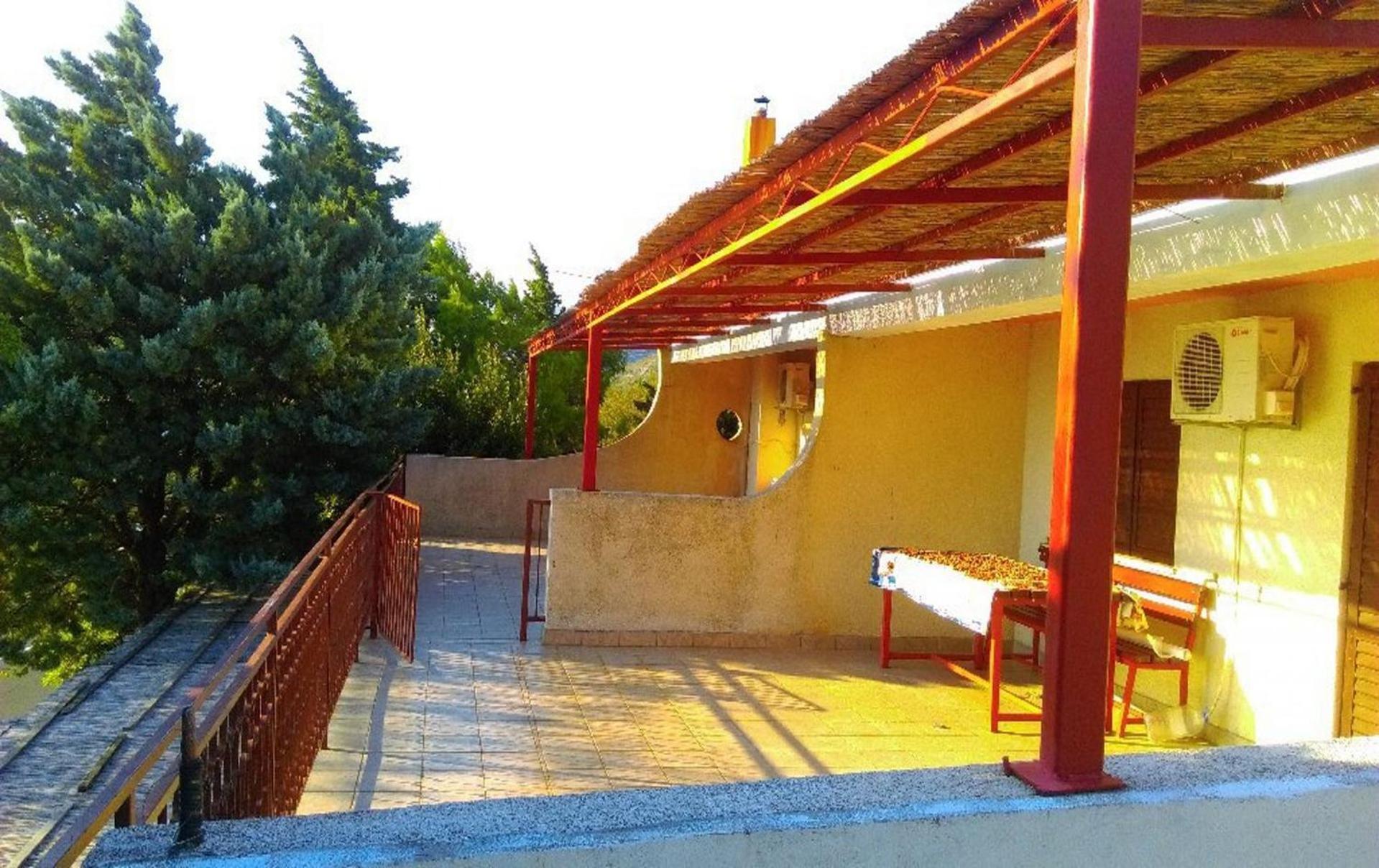 Apartment Irmica Lukovo Sugarje Exterior photo